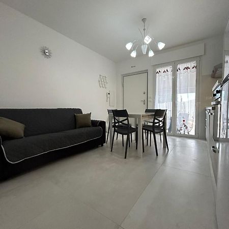 Casa Vacanze Regi San Benedetto del Tronto Exterior foto